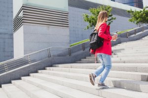 Ученые: подъемы по лестнице положительно влияют на продолжительность жизни