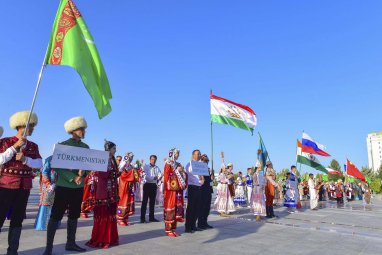 Avaza hosts events of the international dance and folklore festival