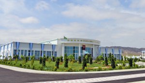 Türkmenistan'da Cumhurbaşkanı'nın katılımıyla yeni su arıtma tesisi açıldı