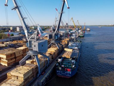 Туркменистан принимает участие в транспортно-логистическом форуме в Астрахани 