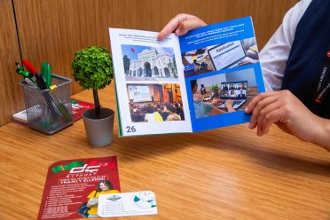 Döwletli Çynar: comprehensive support for applicants to Turkish universities
