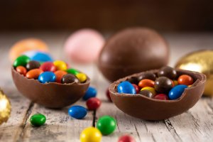 Британские эксперты обвинили 10 производителей сладостей в манипуляции детьми