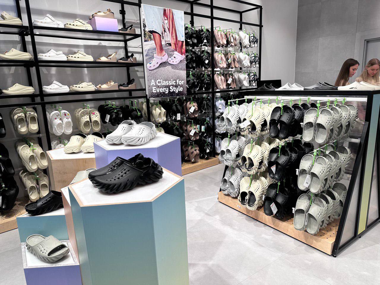 The first official Crocs store opened in Turkmenistan Business