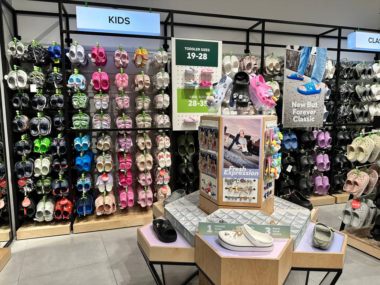 The first official Crocs store opened in Turkmenistan Business